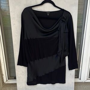 Rare Ann Taylor Black Scoop Neck Bow Blouse - Size L 🖤